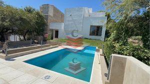 Casa · 200m² · 3 Ambientes