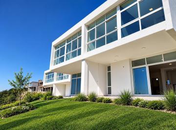 Casa · 150m² · 4 Ambientes · 2 Cocheras · Duplex 3 Dorm. en Venta en Cumbres de Villa Allende