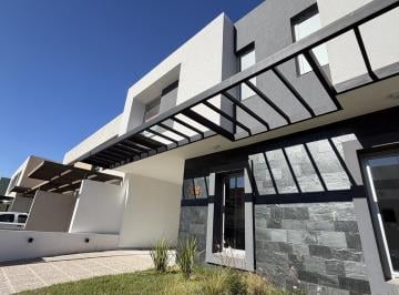 Casa · 122m² · 4 Ambientes · 1 Cochera · Dúplex de 3 Dorm. en Construcción | Rincones de Manantiales II