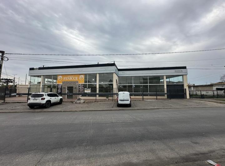 Local comercial · 600m² · 4 Ambientes