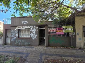 Casa · 76m² · 3 Ambientes · En Venta | Oportunidad Inversion - Propiedad en Moreno Centro (Lado Sur) Para Refaccionar o Demoler