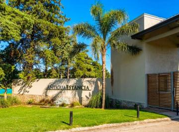 Terreno · 693m² · Venta Lote en Barrio Cerrado Antigua Estancia