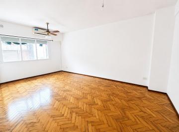 Departamento · 44m² · 3 Ambientes · Departamento en Alquiler en Italia Al 1100