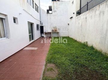 RDP-RDP-975_2 · PH en Venta 2 Dorm. - Cochera Cubierta - Jardín con Verde - Sin Expensas
