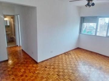 Departamento · 38m² · 2 Ambientes · Alquiler de Departamento de Dos Ambientes en El Centro Muy Luminoso