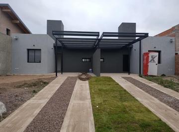 Casa · 72m² · 3 Ambientes · 1 Cochera · Venta Duplex 2 Dorm. con Cochera y Patio, Docta Av, Cordoba