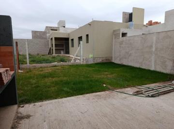 Casa · 72m² · 3 Ambientes · 1 Cochera · Venta Duplex 2 Dorm. con Cochera y Patio, Docta Av, Cordoba