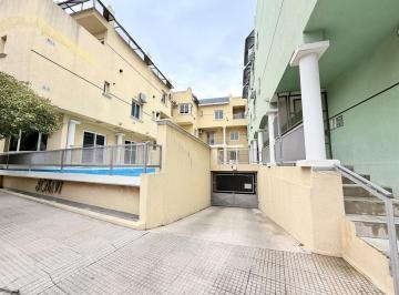 Departamento · 68m² · 3 Ambientes · 1 Cochera · Departamento en Venta 2 Dorm. con Balcon - Cochera - Pileta