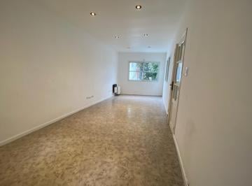 Oficina comercial · 33m² · 2 Ambientes · Oficina en Alquiler Guemes