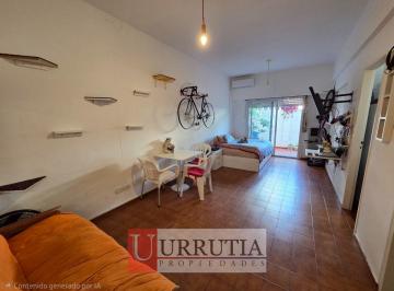Departamento de 1 ambiente, Vicente López · Alquiler Dpto. con Patio en Florida m