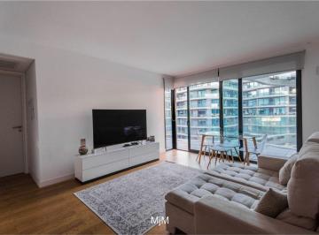 Departamento · 48m² · 2 Ambientes · 1 Cochera · Alquiler de Apartamento de 1 Dormitorio en Forum