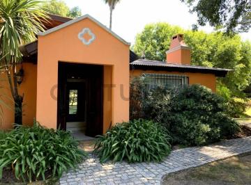 Quinta vacacional · 550m² · 7 Ambientes · 4 Cocheras · Quinta en Venta: Dos Casas Sobre 2.5 Ha en Pilar - Financiacion Privada