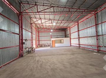 Bodega-Galpón · 250m² · Galpón en Cipolletti