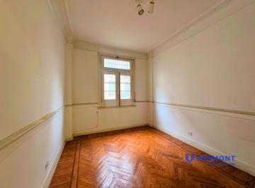 Departamento · 30m² · 1 Ambiente · Yrigoyen Al 1900. 1 Ambiente en Edificio de Estilo. a Una Cuadra de Av Rivadavia, Muy Buena Ubicaci