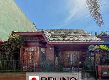 Casa de 4 ambientes, Morón · Venta de Casa Multifamiliar en Moron