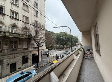 Departamento · 110m² · 5 Ambientes · Piso de 5 Ambientes en Alquiler en Recoleta