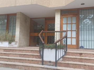 PH de 2 ambientes, Lomas de Zamora · Departamento / PH en Planta Alta 2 Ambientes Amplios con Patio Aterrazado