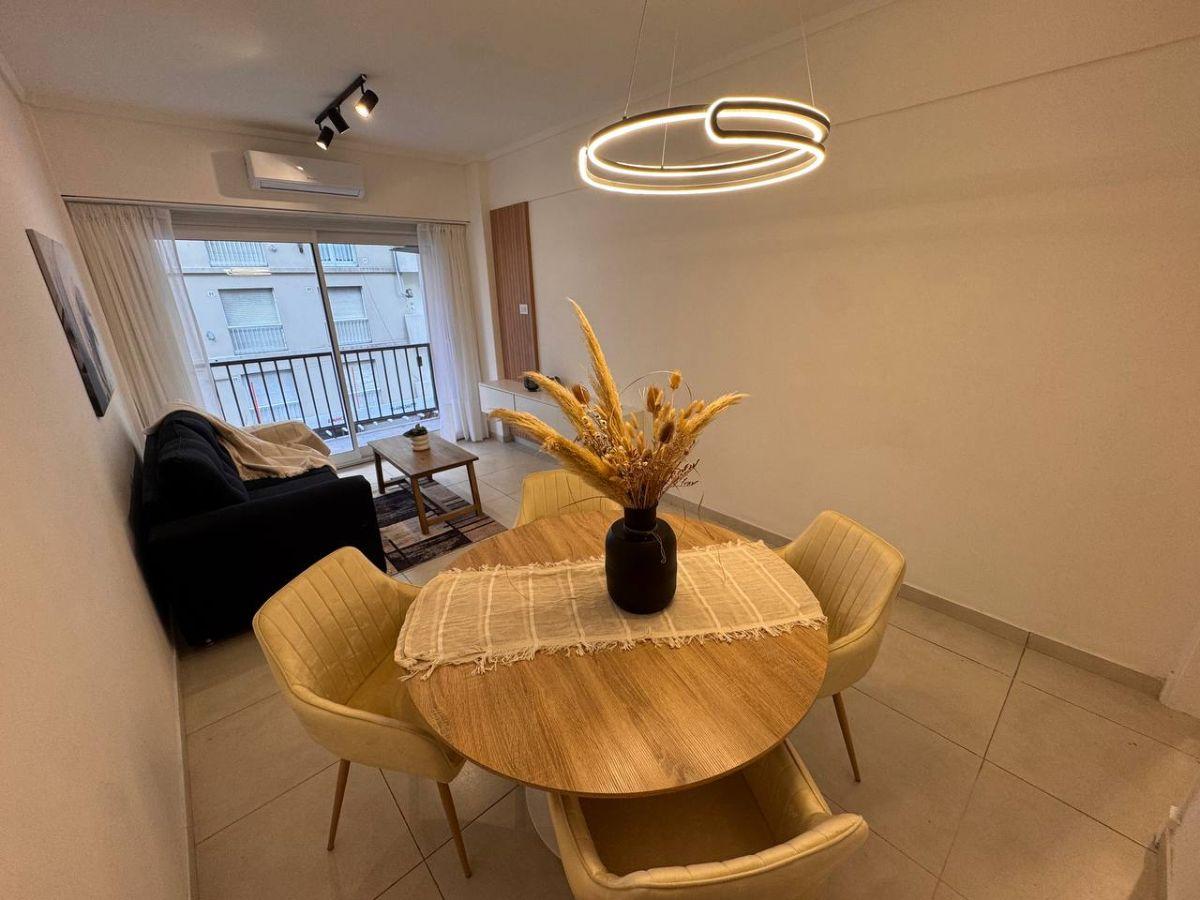 Venta departamento 2 ambientes zona Plaza Colonl, 58m²