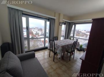 Departamento · 50m² · 2 Ambientes · 2 Ambientes en Barrio Chauvin - Posee Dependencia