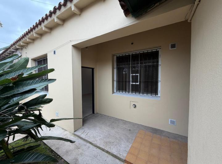 Casa · 70m² · 3 Ambientes · 1 Cochera