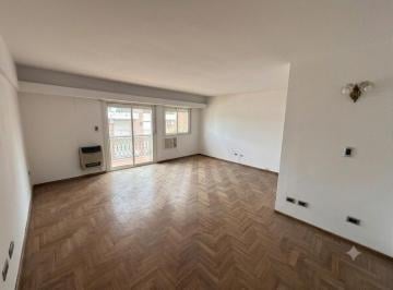 Departamento · 65m² · 4 Ambientes · Departamento en Centro