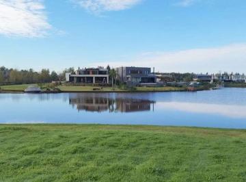 Terreno · 1100m² · Lote en Venta Al Río en El Naudir Escobar
