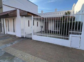 Casa de 3 ambientes, La Matanza · Casa en Venta C/ Cochera en Ciudad Madero