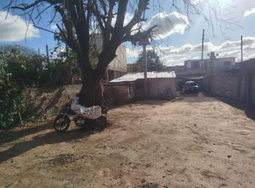 Casa · 87m² · 2 Ambientes · 2 Cocheras · Venta Casa Lote Propio Ideal Inversor / Primera Vvivienda La Ferrer
