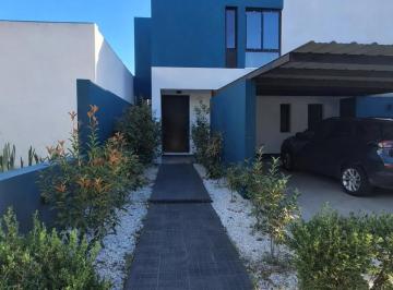Casa de 6 ambientes, Córdoba · Venta Casa 4 Dorm. Claros del Bosque