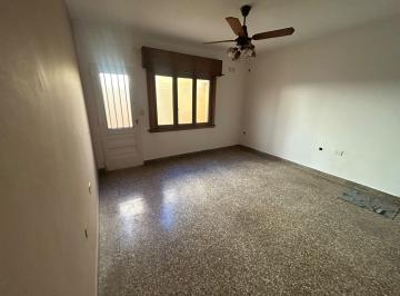PH · 70m² · 4 Ambientes · PH 4 Ambientes con Patio y Terraza en Alquiler - Wilde