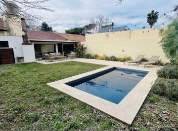 Casa · 130m² · 3 Ambientes · 1 Cochera · Venta Casa 3 Ambientes Ciudad Evita