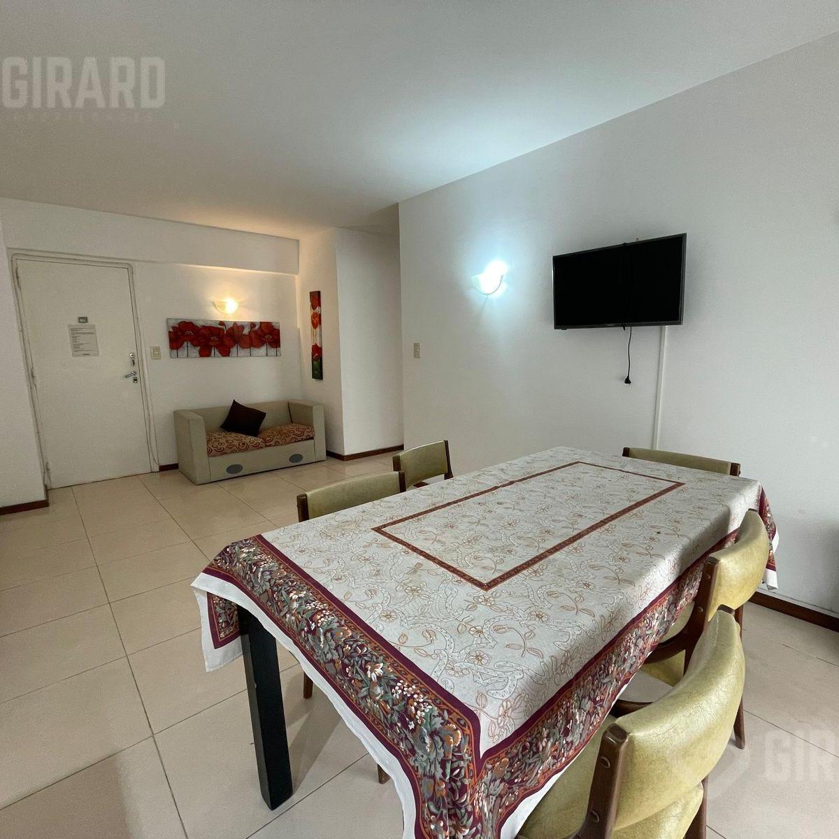 Depto 2 amb con dependencia, 47m² en Centro