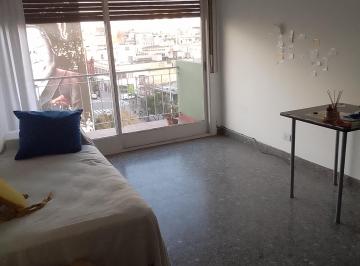 Departamento de 1 ambiente, La Boca · Excelente Departamento, Al Frente, Bcon, Cocina y Lavadero Separados