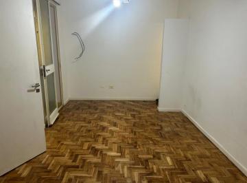 Departamento · 38m² · 2 Ambientes · Venta 2 Ambientes con Patio Apto Profesional