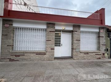 Casa · 85m² · 4 Ambientes · Casa en Mataderos