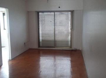 Departamento de 2 ambientes, Avellaneda · 2 Ambientes | Patio y Balcón | Calefacción Central