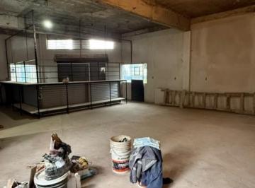 Local comercial · 70m² · Alquiler - Deposito - Taller - Hurlingham