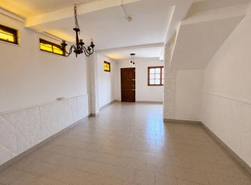Casa · 90m² · 3 Ambientes · 1 Cochera · Casa en Neuquen