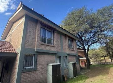 Casa de 6 ambientes, Unquillo · Alquiler Fijo Dupléx en Complejo Privado Unquillo