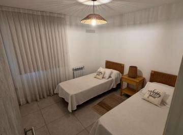 Departamento · 148m² · 7 Ambientes · 2 Cocheras · Departamento en Venta 3 Dorm. Planta Baja / Asador Propio / Cochera / Sum y Pileta
