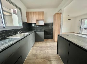 Casa · 150m² · 3 Ambientes · 2 Cocheras · Casa en Venta 3 Dorm Terrazas de Manantiales Todo Planta Baja!