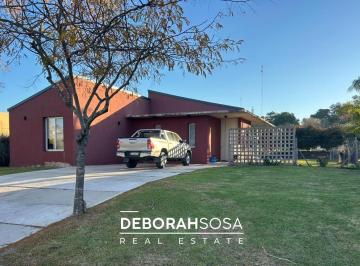 Casa · 170m² · 4 Ambientes · 3 Cocheras · Casa en Alquiler en El Canton