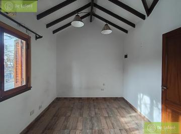 PH · 45m² · 2 Ambientes · Alquiler - Dpto. Tipo PH de 2 Amb. en San Isidro Sobre Av Centenario, Sin Expensas