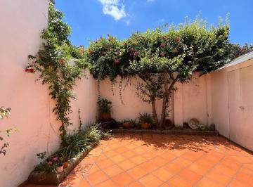 Casa · 70m² · 3 Ambientes · Dúplex en Alquiler La Lucila