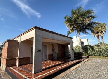 Casa de 5 ambientes, Juárez Celman · Casa en Venta E53 Juarez Celman