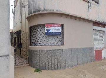 PH · 52m² · 2 Ambientes · Hermoso PH a La Calle 2 Amb 52 m² Sin Expensas.