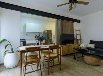 PH · 57m² · 2 Ambientes · Venta PH 2 Amb Remodelado con Patio - Martínez