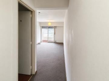 Departamento de 2 ambientes, Rosario · Departamento de 1 Dormitorio, 45 m² en Venta en Pichincha Dorrego 226. Oportunidad Para Renovar