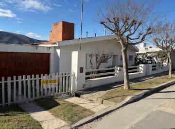 Casa de 5 ambientes, La Falda · Vendo Casa | 5 Ambientes | Pileta | Departamento | Cochera | La Falda