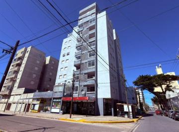 Departamento de 3 ambientes, San Bernardo · Departamento 3 Ambientes con Vista Al Mar, Pleno Centro.